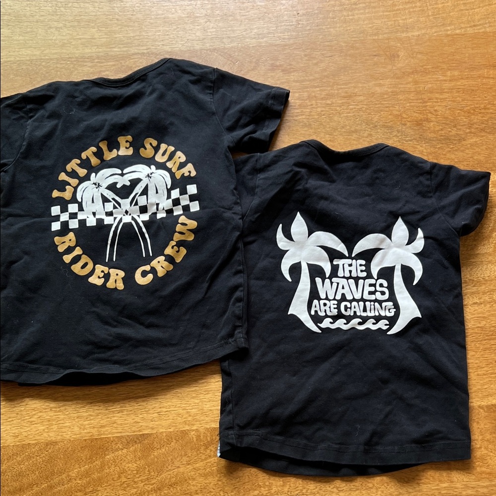 the little surfer dude Black Surf Rider Crew Tees in size 2t